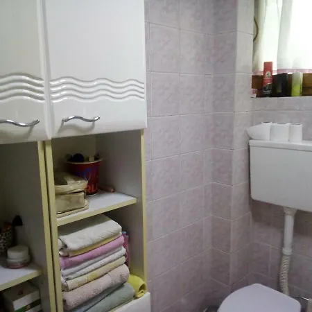 شقة Ks Apartman