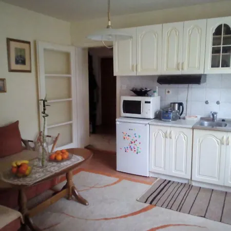 شقة Ks Apartman *